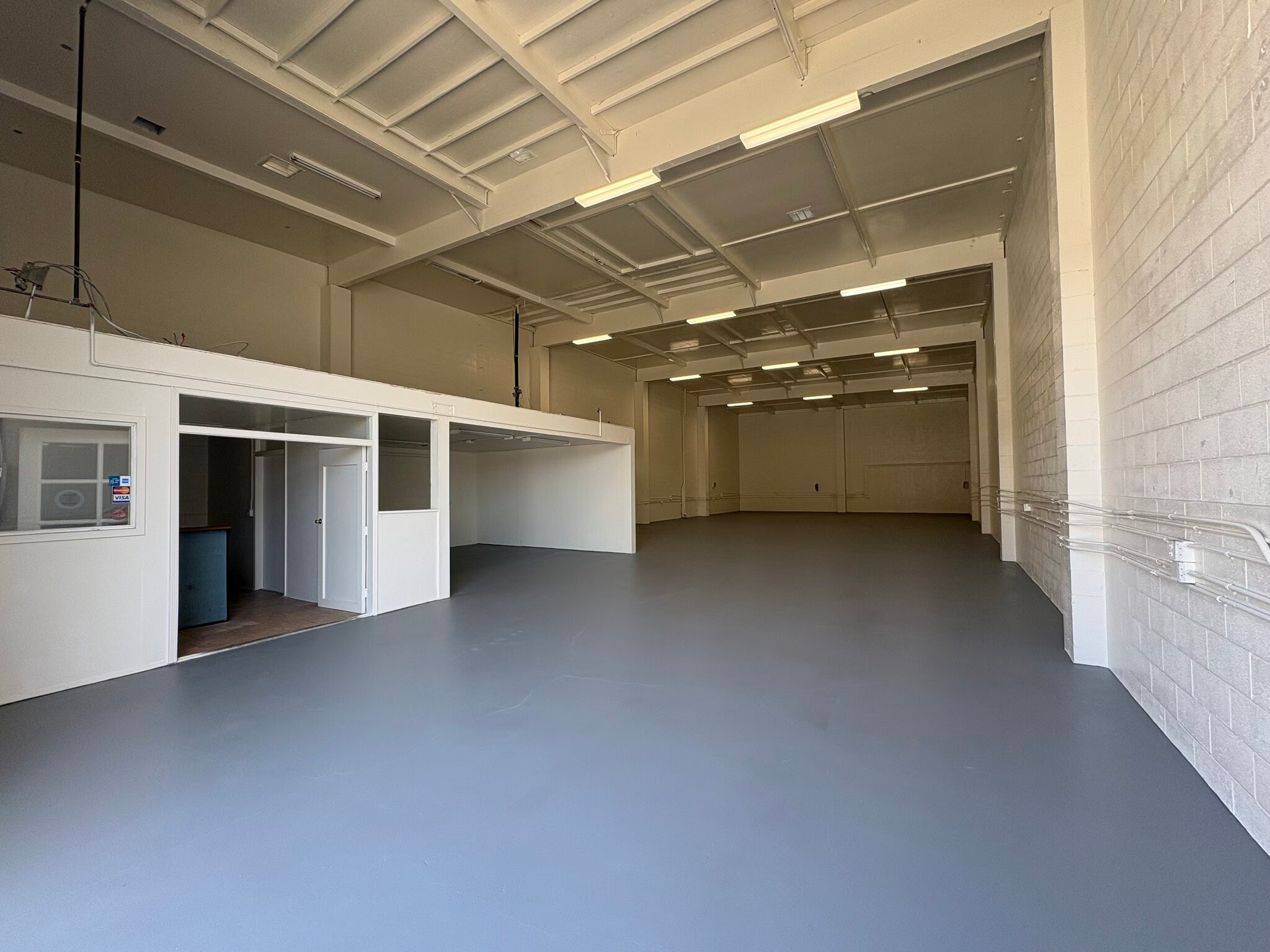 Interior of 1850 Cesar Chavez St